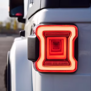VLAND JL Tunnel Tail Light -RED